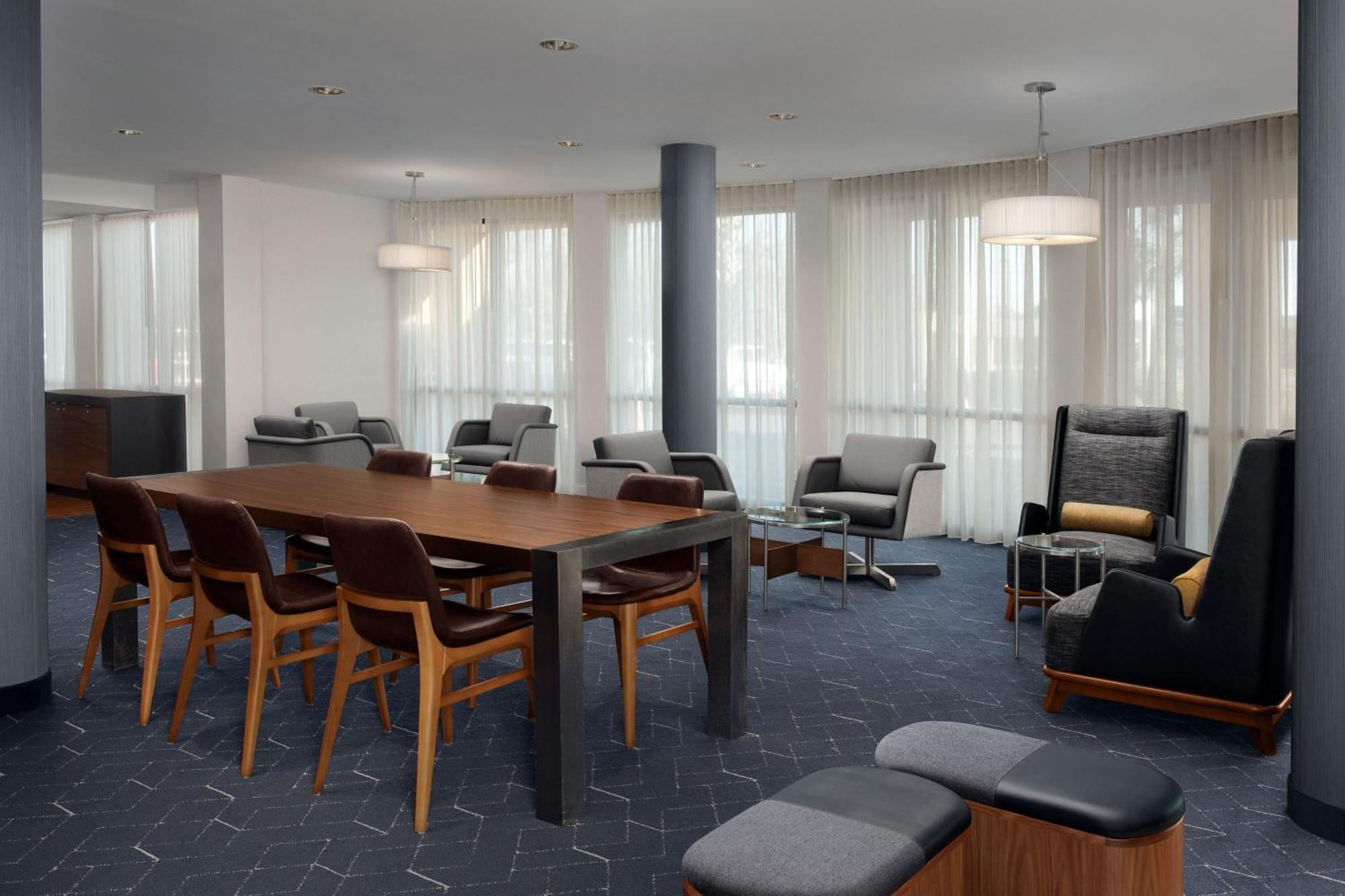 Courtyard By Marriott Panama City Extérieur photo