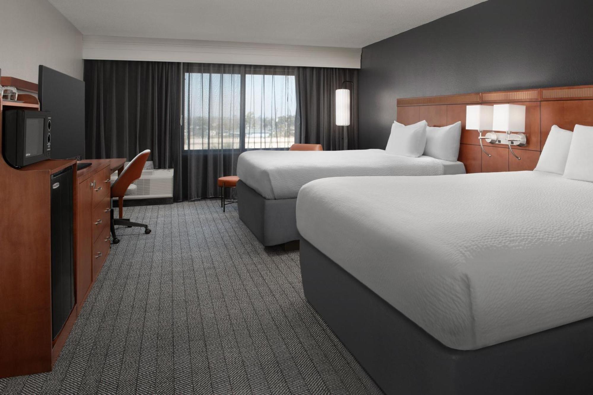 Courtyard By Marriott Panama City Extérieur photo