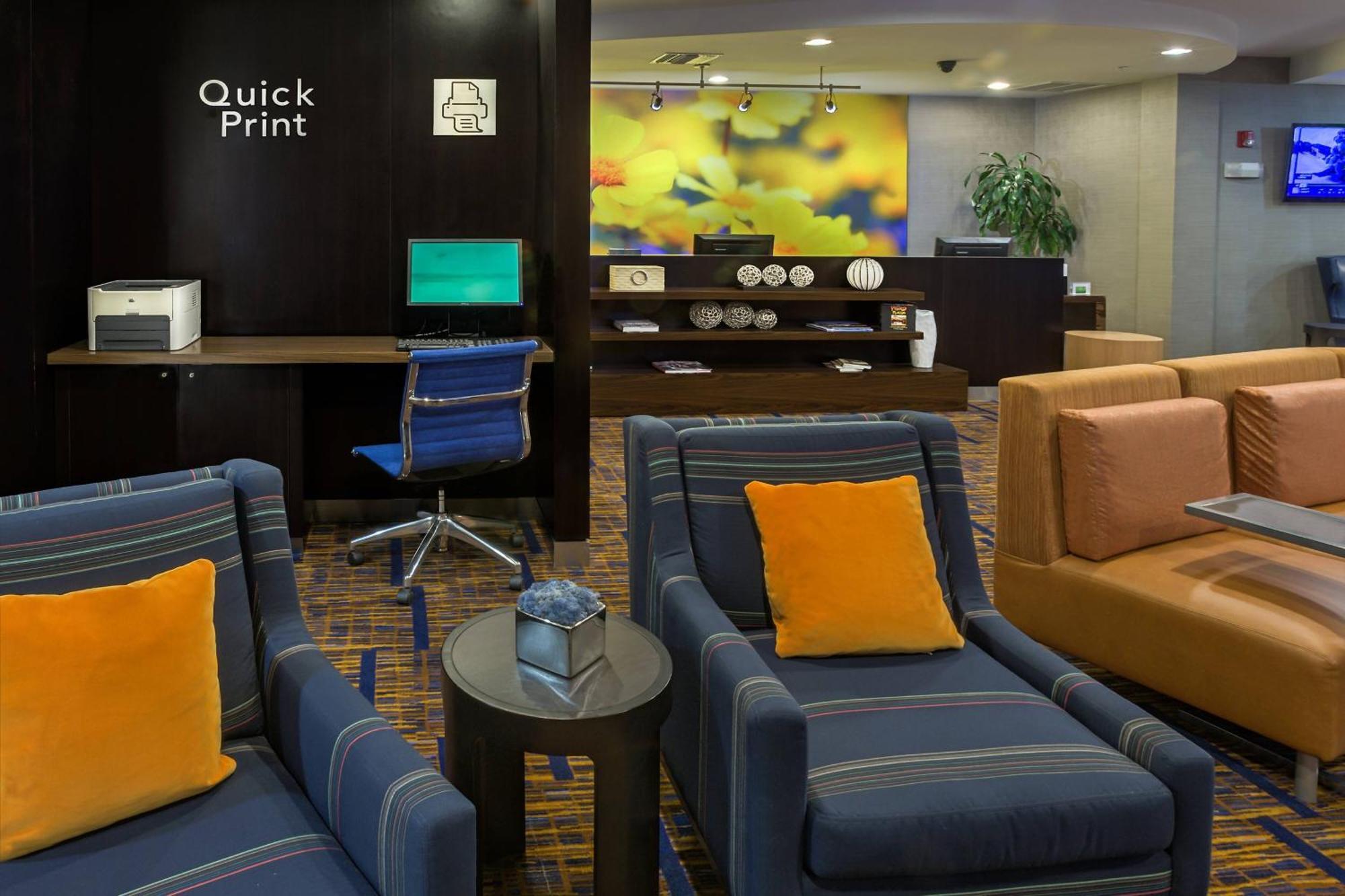 Courtyard By Marriott Panama City Extérieur photo