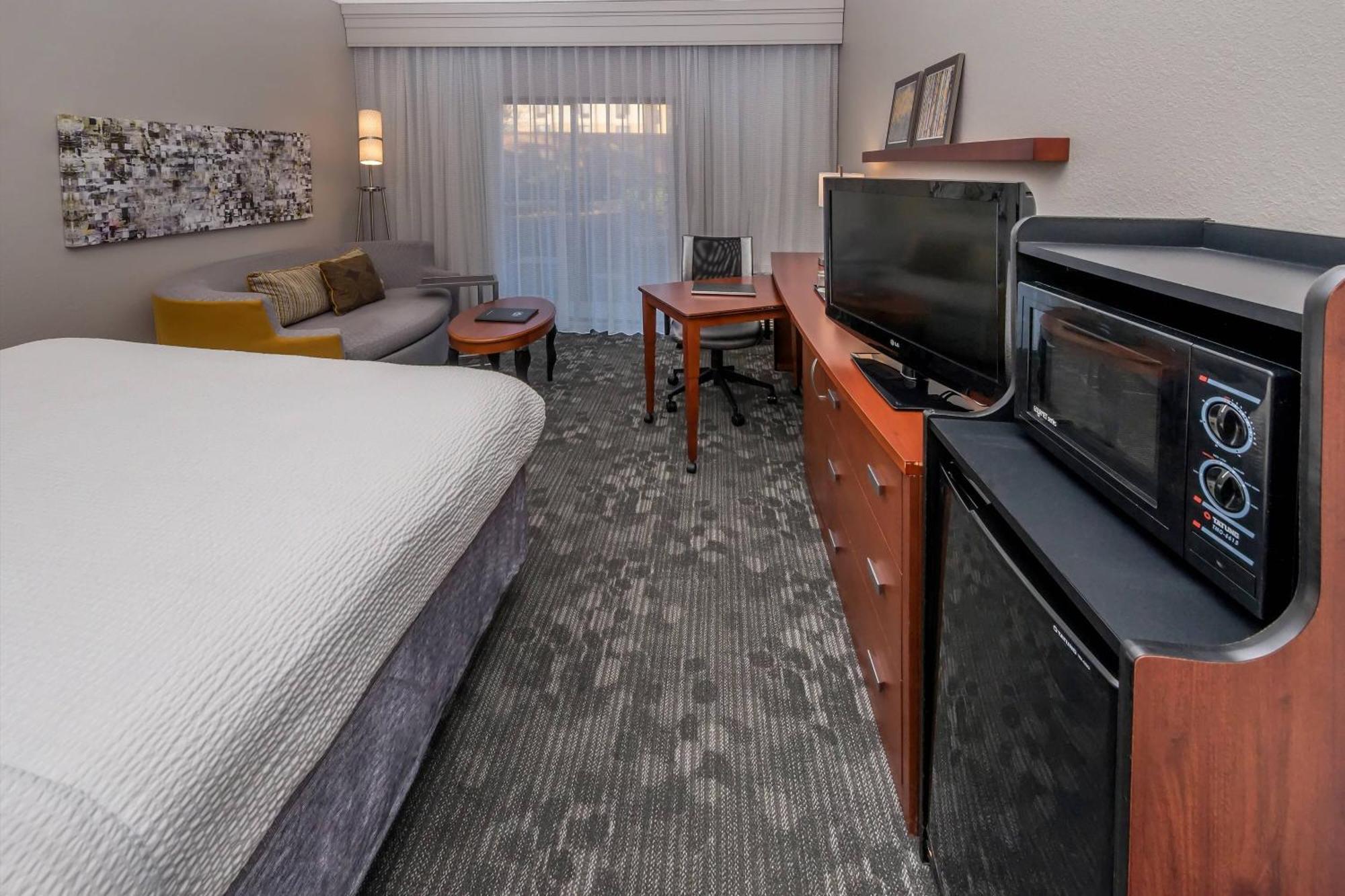 Courtyard By Marriott Panama City Extérieur photo