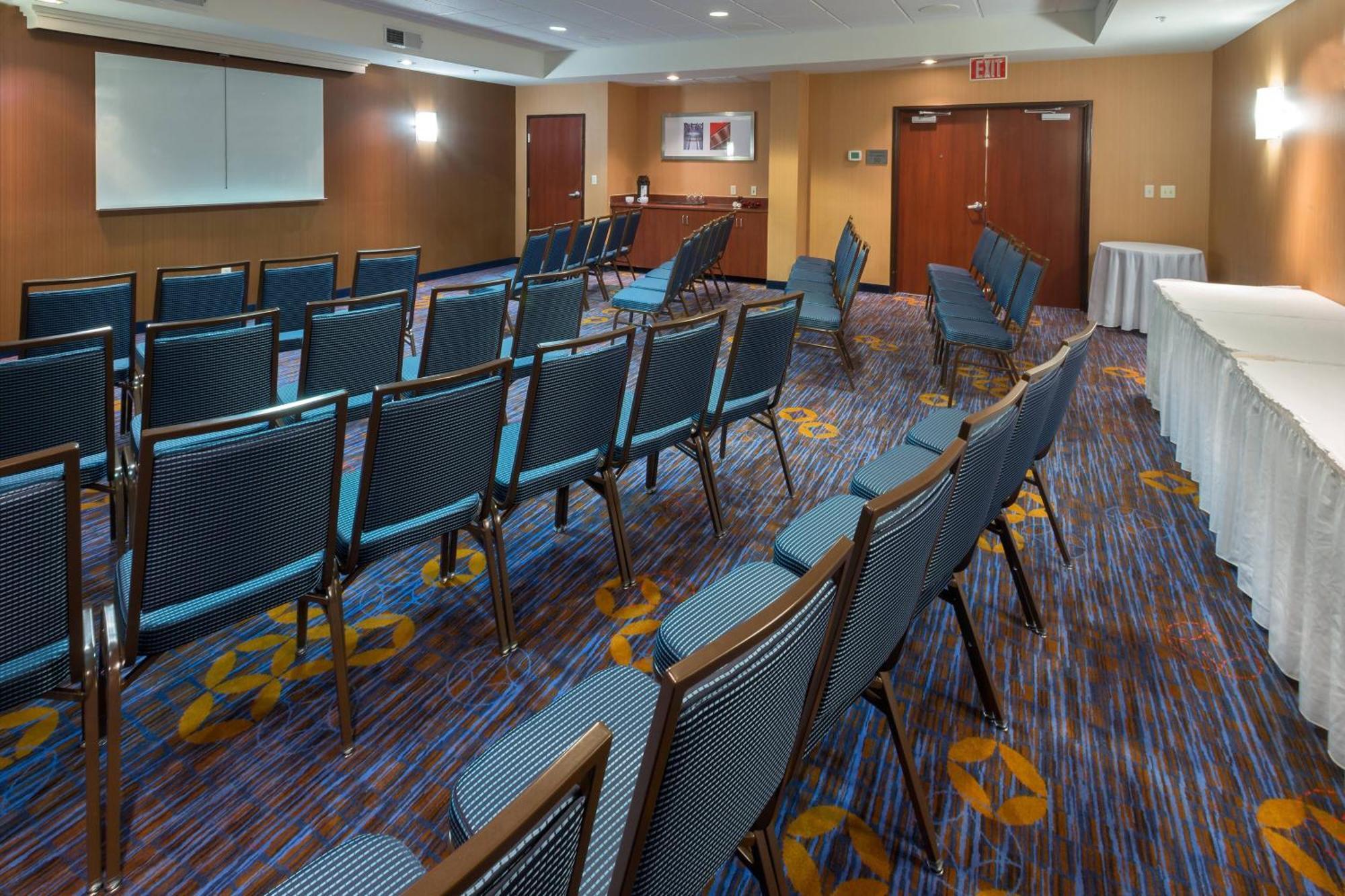 Courtyard By Marriott Panama City Extérieur photo