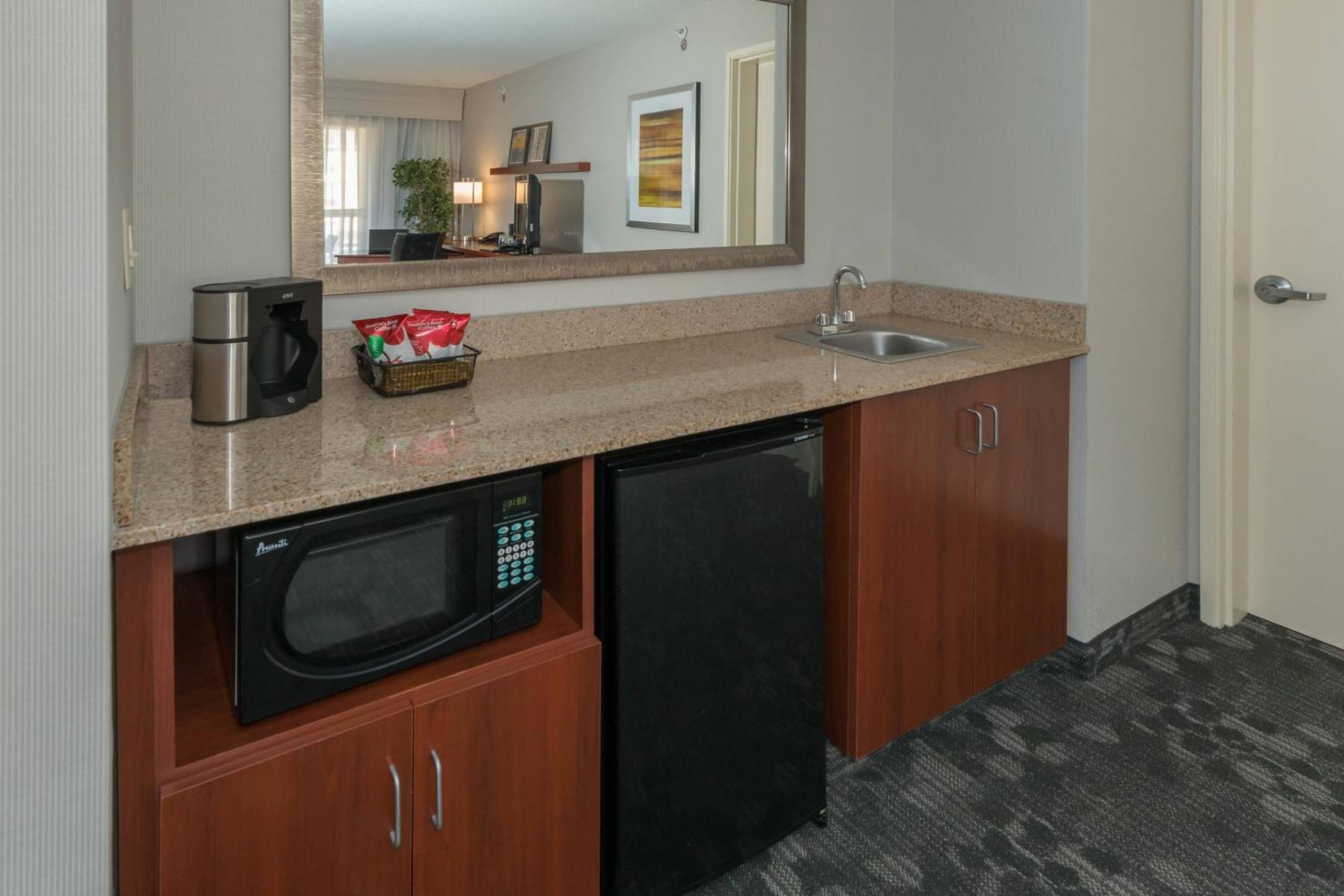 Courtyard By Marriott Panama City Extérieur photo